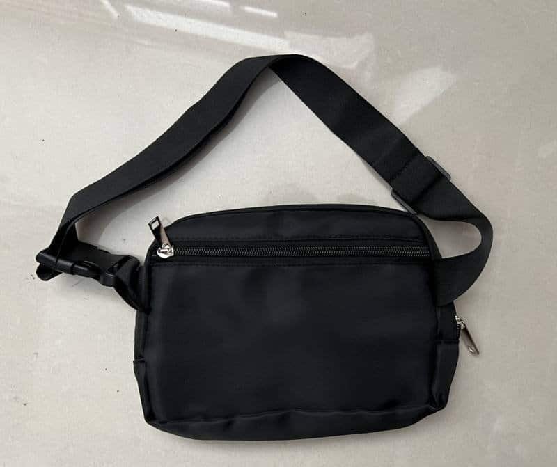 Polyester Waterproof Crossbody Bag with Adjustable Strap Compact Chest Pack for Outdoor Travel - Image 4