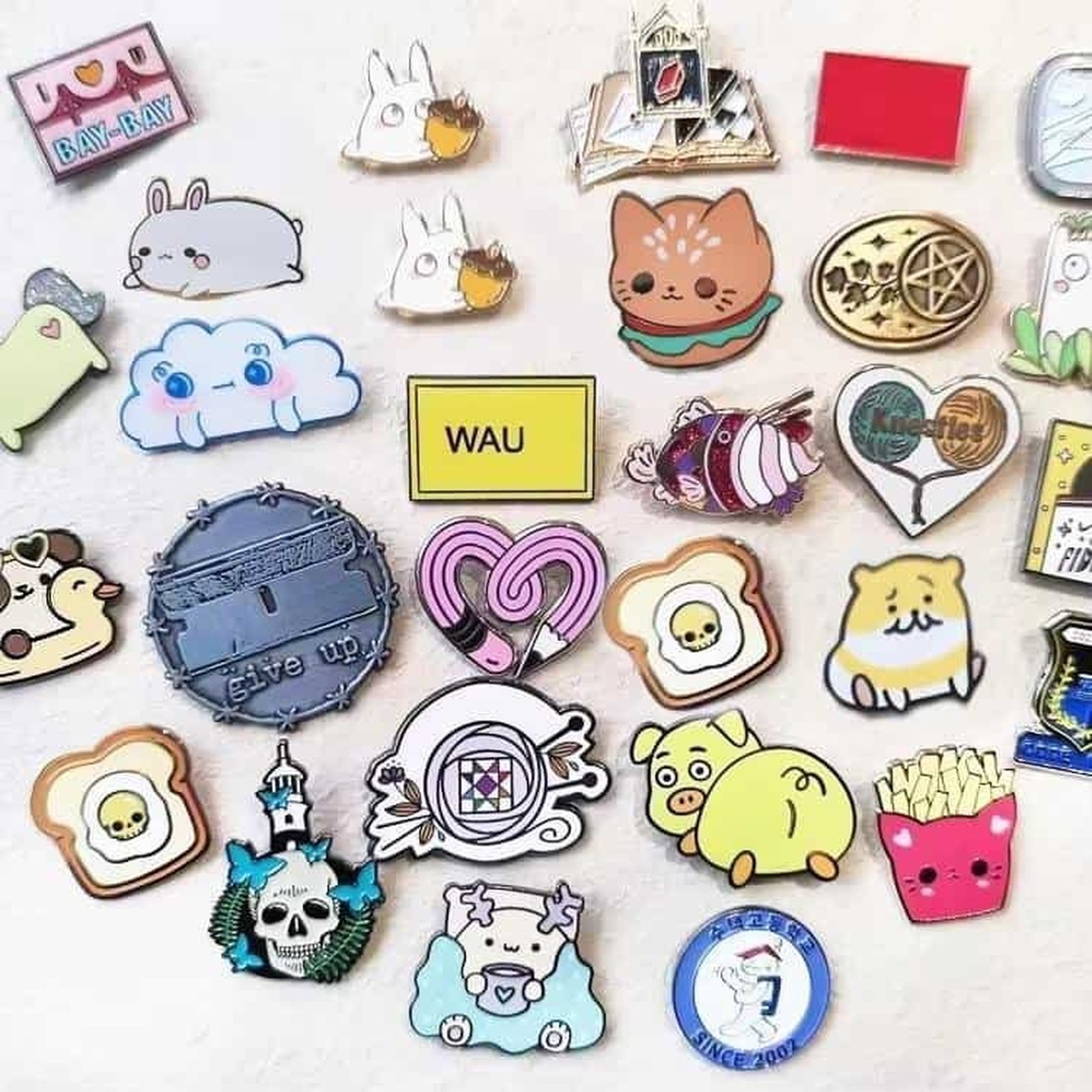 Custom Enamel Pin Badge Soft Hard Enamel Lapel Pin with Glitter UV Print Cartoon Design Metal Badge for Clothing Bags Accessories - Image 5