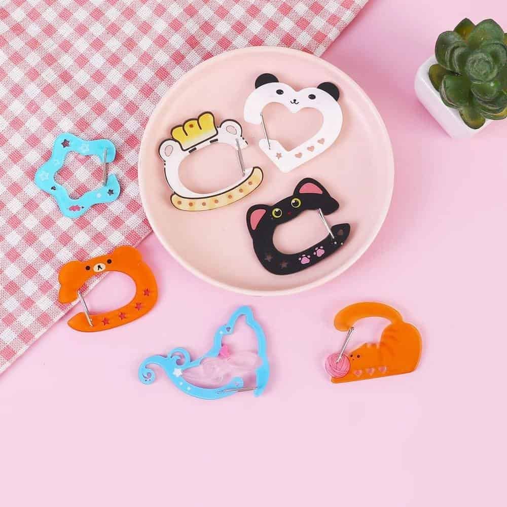 Custom Cartoon Acrylic Carabiner Keychain with Metal Spring Clip D-Shaped Hanging Buckle for Bags Backpacks Promotional Gift - Image 3